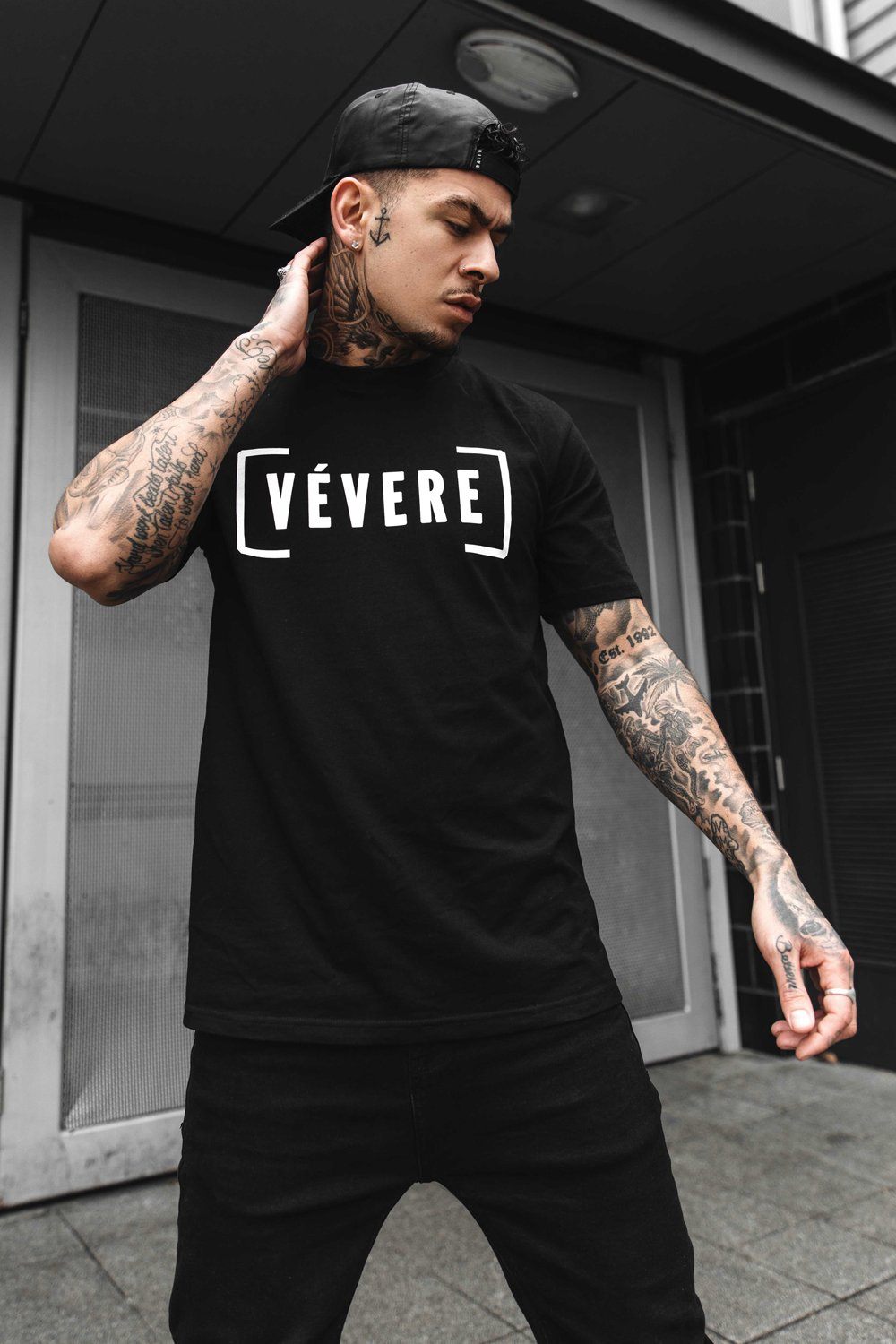 Black Classic T-Shirt front - Vevere